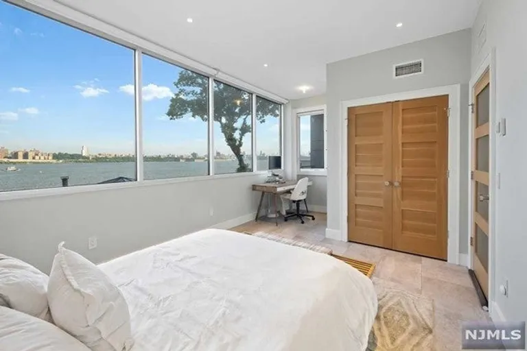 New York City Real Estate | View 34 Shore Road | room 28 | View 29