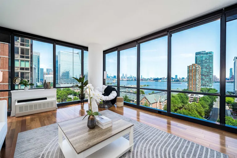 New York City Real Estate | View 389 Washington St Unit# 12F | 2 Beds, 2 Baths | View 1