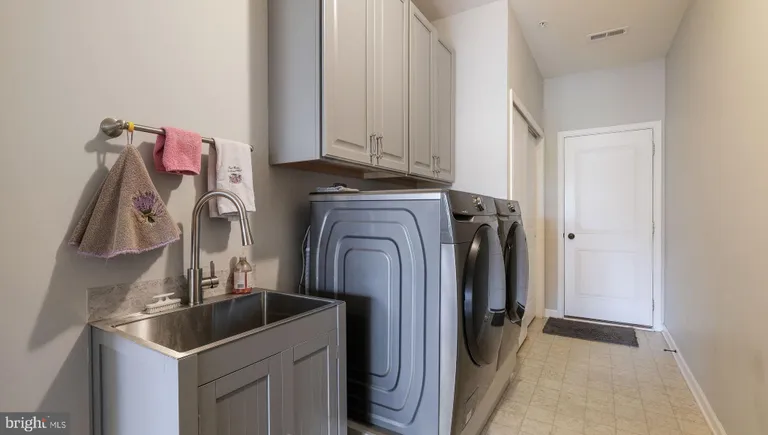 Central NJ/Bucks County, PA Real Estate | View 4144 Spalding Dr | room 27 | View 28