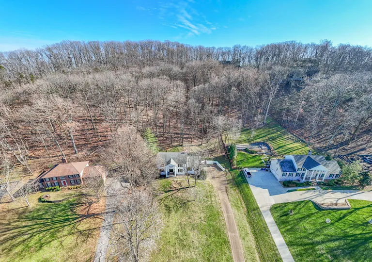 Nashville, TN Real Estate | View 5552 Hillview Dr | room 36 | View 37