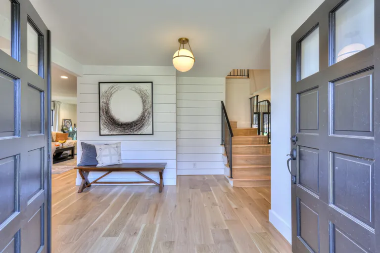 Nashville, TN Real Estate | View 5552 Hillview Dr | room 1 | View 2