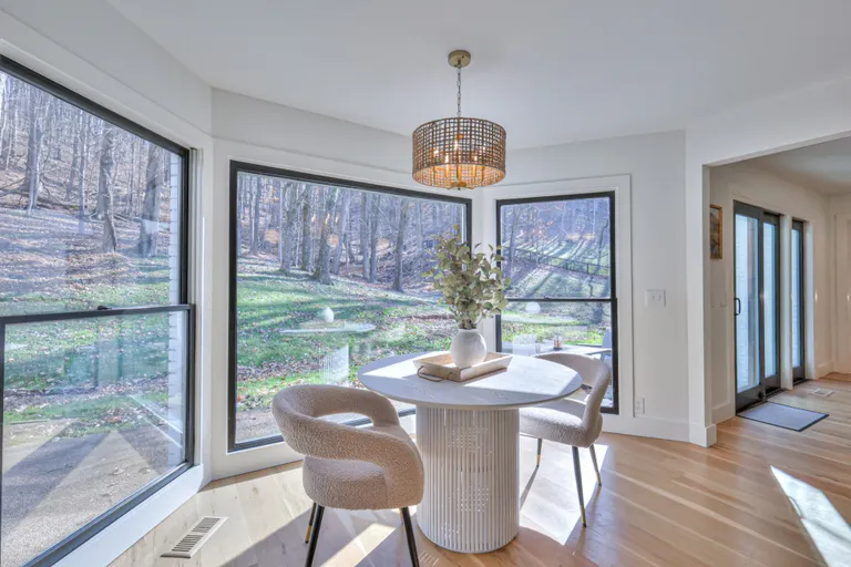 Nashville, TN Real Estate | View 5552 Hillview Dr | room 10 | View 11