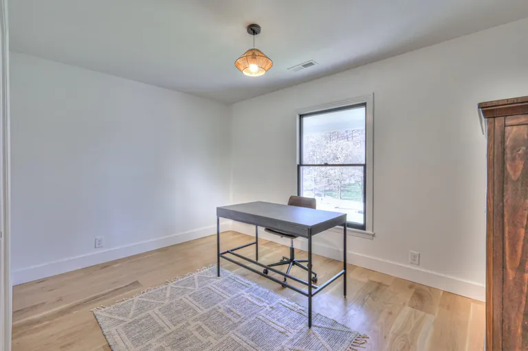 Nashville, TN Real Estate | View 5552 Hillview Dr | room 23 | View 24