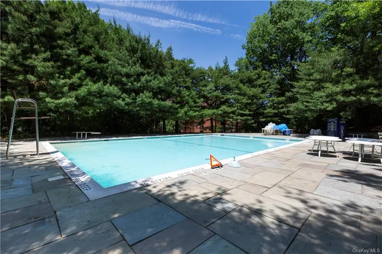 New York City Real Estate | View 22 Bronxville Glen Drive #24 | room 33 | View 34
