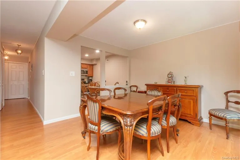 New York City Real Estate | View 22 Bronxville Glen Drive #24 | room 6 | View 7