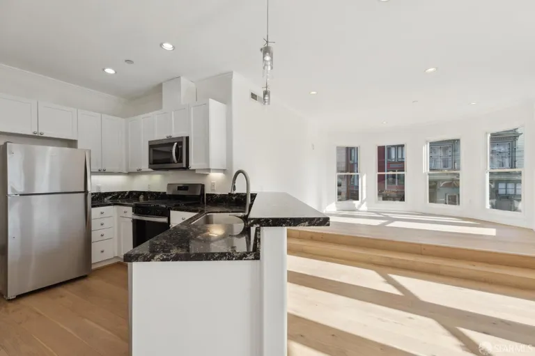 Northern California Real Estate | View 199 Tiffany Avenue #211 | room 11 | View 12