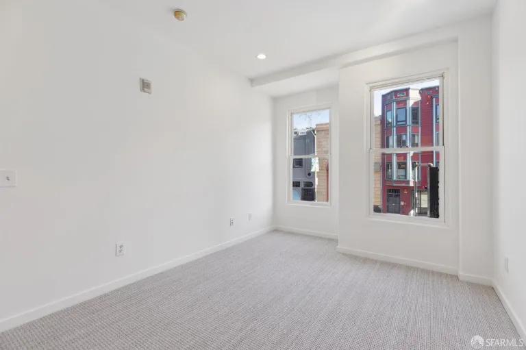Northern California Real Estate | View 199 Tiffany Avenue #211 | room 26 | View 27