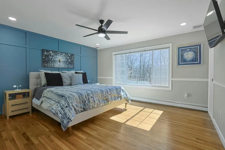 Westchester Real Estate | View 29 Maple Moor Lane | room 19 | View 20