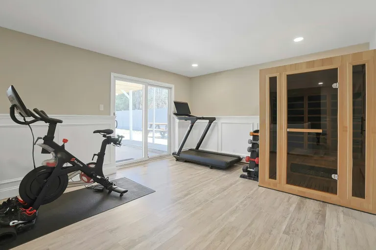 Westchester Real Estate | View 29 Maple Moor Lane | room 25 | View 26