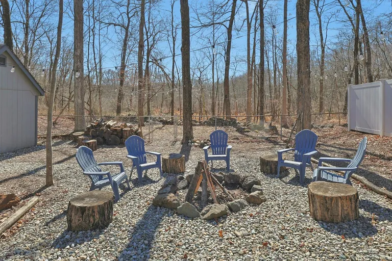 Westchester Real Estate | View 29 Maple Moor Lane | room 37 | View 38