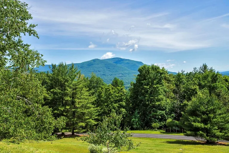 Hudson Valley Real Estate | View 75 Hill 99 | room 35 | View 36