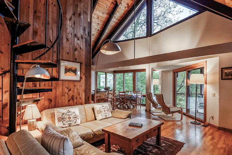 Hudson Valley Real Estate | View 75 Hill 99 | room 2 | View 3