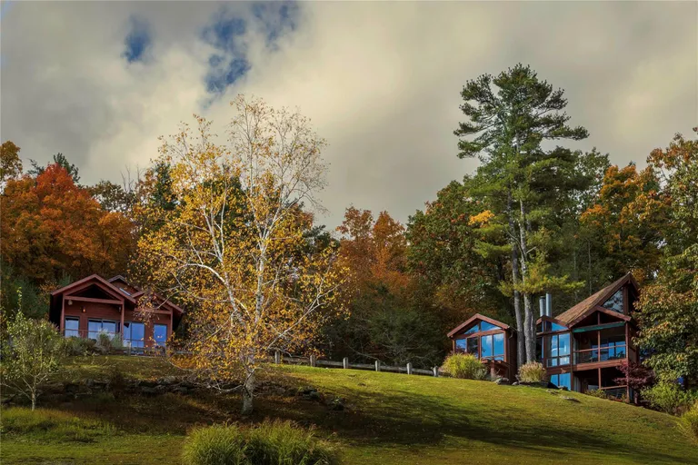 Hudson Valley Real Estate | View 75 Hill 99 | room 34 | View 35