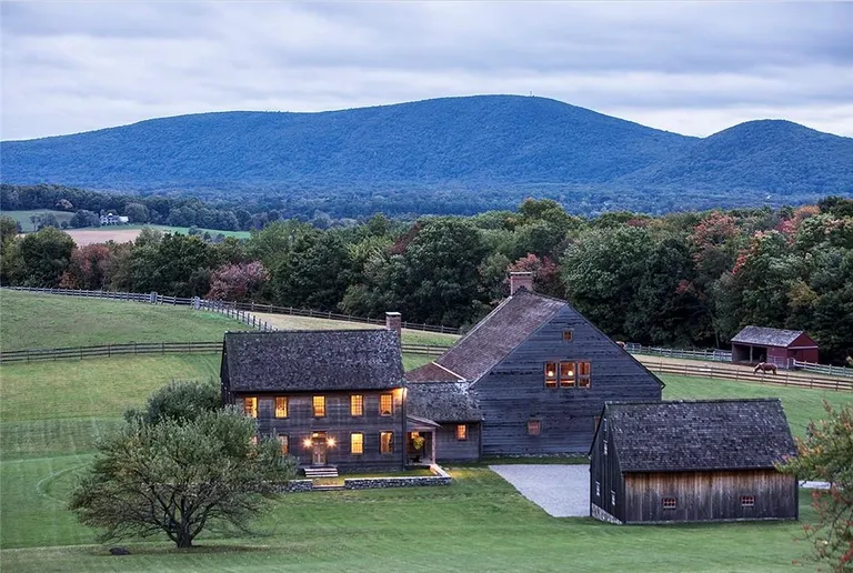 Hudson Valley Real Estate | View 118 Finkle Road | 5 Beds, 3 Baths | View 1