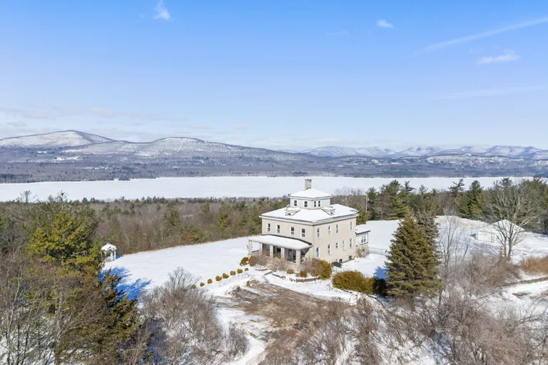 Hudson Valley Real Estate | View 167-169 Baker Road | 8 Beds, 5 Baths | View 1