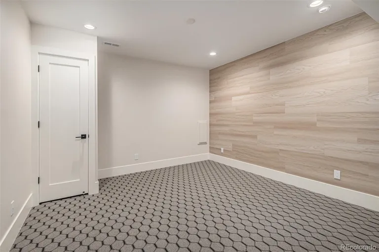 Denver Real Estate | View 760 Jersey Street | room 35 | View 36