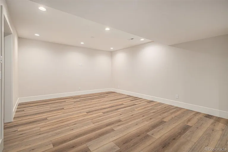 Denver Real Estate | View 760 Jersey Street | room 33 | View 34