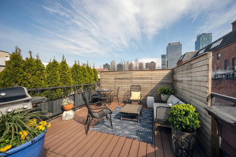 New York City Real Estate | View 260 1st St Unit# 2E | room 14 | View 15
