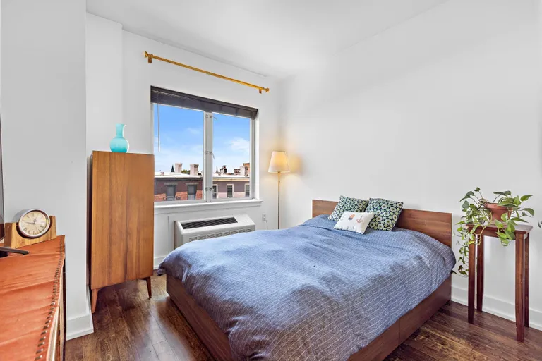 New York City Real Estate | View 3312 Hudson St Unit# 4B | room 20 | View 21