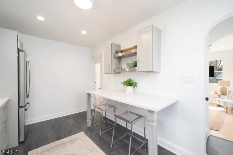 Jersey City/Hoboken Real Estate | View 72 Emerson St | room 6 | View 7