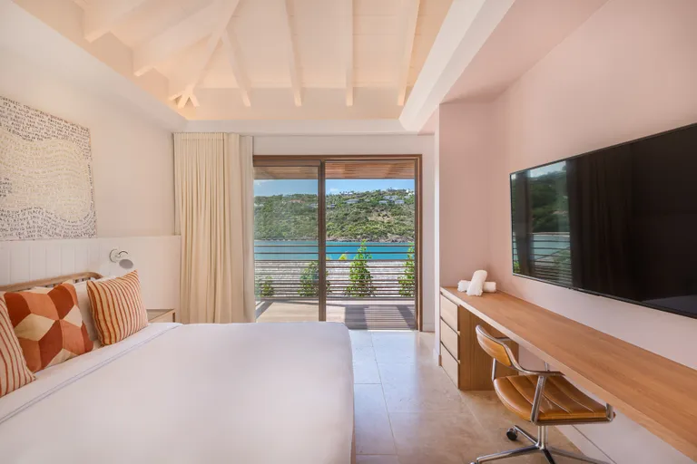 St Barth Real Estate | View CR-LIN Marigot | Villa-Linda-StBarth-56 | View 32