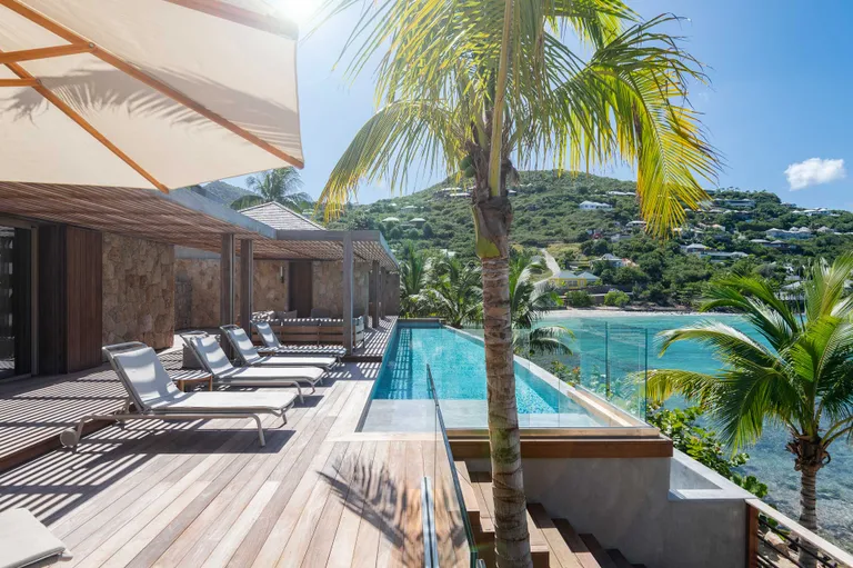 St Barth Real Estate | View CR-LIN Marigot | Villa-Linda-StBarth-12 | View 7