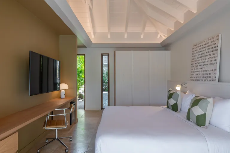 St Barth Real Estate | View CR-LIN Marigot | Villa-Linda-StBarth-67 | View 42