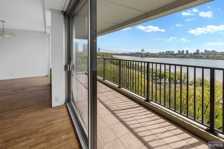 New York City Real Estate | View 3 Horizon Road #821 | room 6 | View 7
