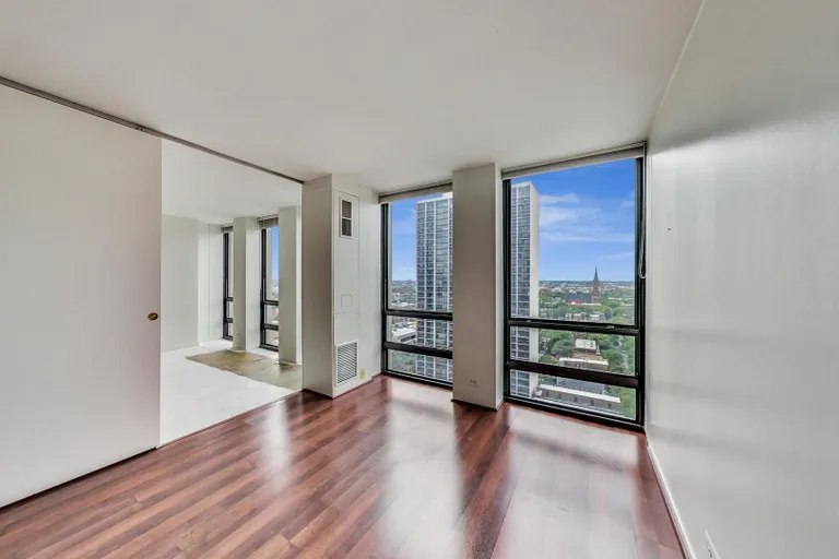 New York City Real Estate | View 1660 N La Salle, 2010 | room 10 | View 11