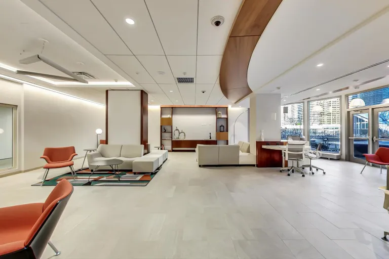 Chicago Real Estate | View 400 E Randolph, 3628 | room 26 | View 27