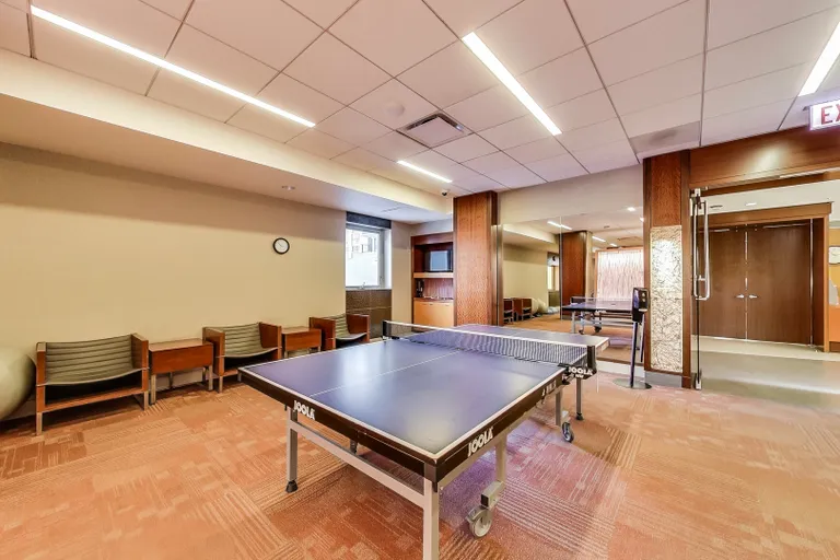 Chicago Real Estate | View 400 E Randolph, 3628 | room 15 | View 16