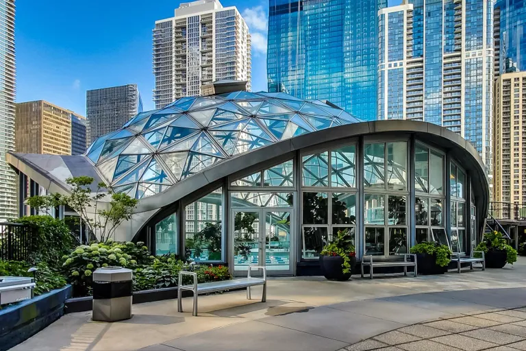 Chicago Real Estate | View 400 E Randolph, 3628 | room 12 | View 13