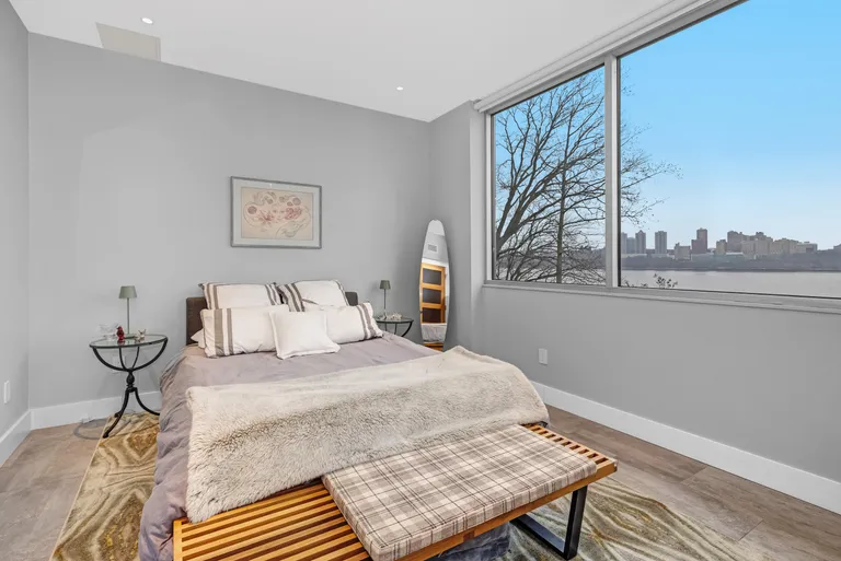 New York City Real Estate | View 34 Shore Road | room 27 | View 28