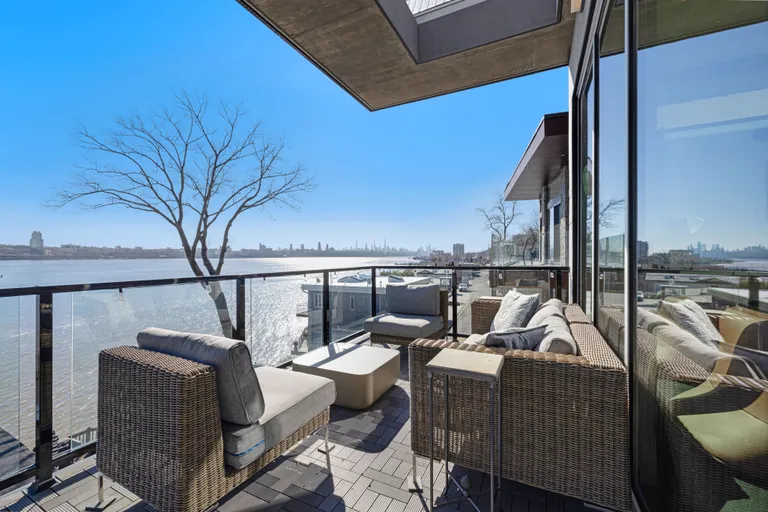 New York City Real Estate | View 34 Shore Road | room 42 | View 43