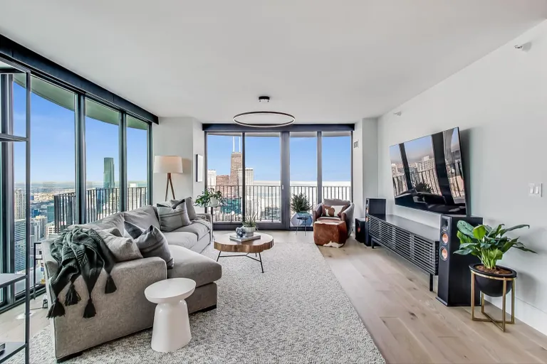 New York City Real Estate | View 225 N Columbus, 6702 | room 1 | View 2