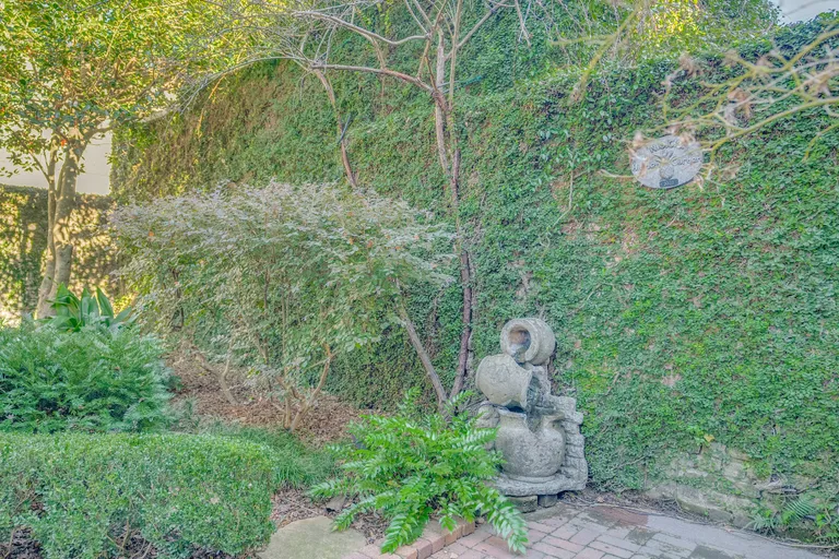 Savannah Real Estate | View 108 West Harris Street | room 43 | View 44