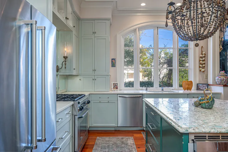 Savannah Real Estate | View 108 West Harris Street | room 16 | View 17