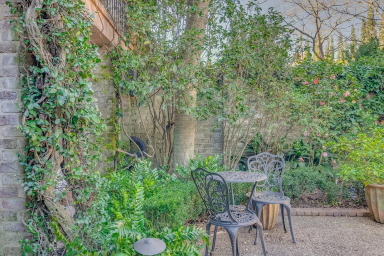 Savannah Real Estate | View 108 West Harris Street | room 42 | View 43