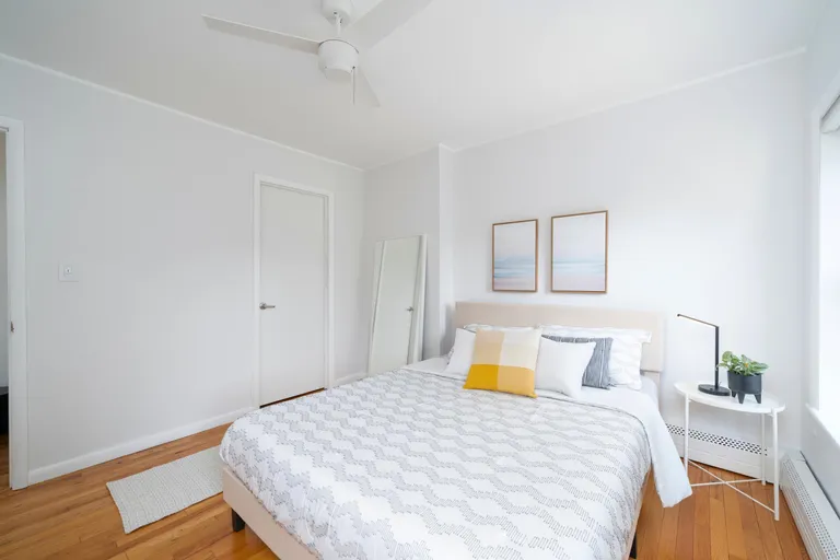 New York City Real Estate | View 319 Varick St Unit# 2 | room 19 | View 20