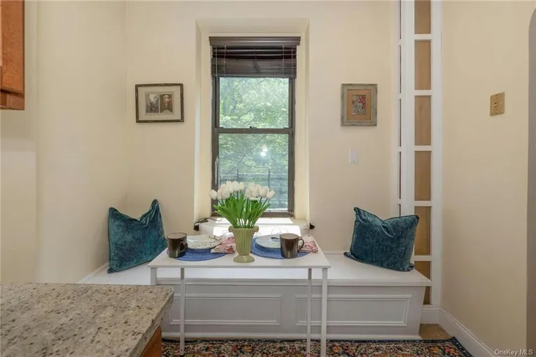 New York City Real Estate | View 240 Bronxville Road #B3 | room 14 | View 15