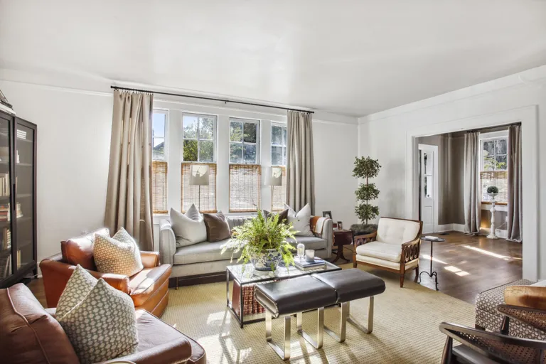 New York City Real Estate | View 40 East 51st Street | room 7 | View 8