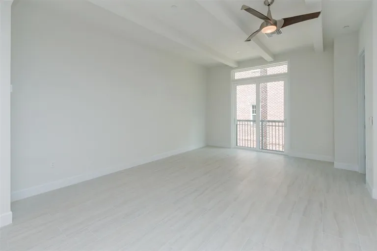 New York City Real Estate | View 470 Hazelnut Ct Unit#26F | 11-Family Room (2) | View 11
