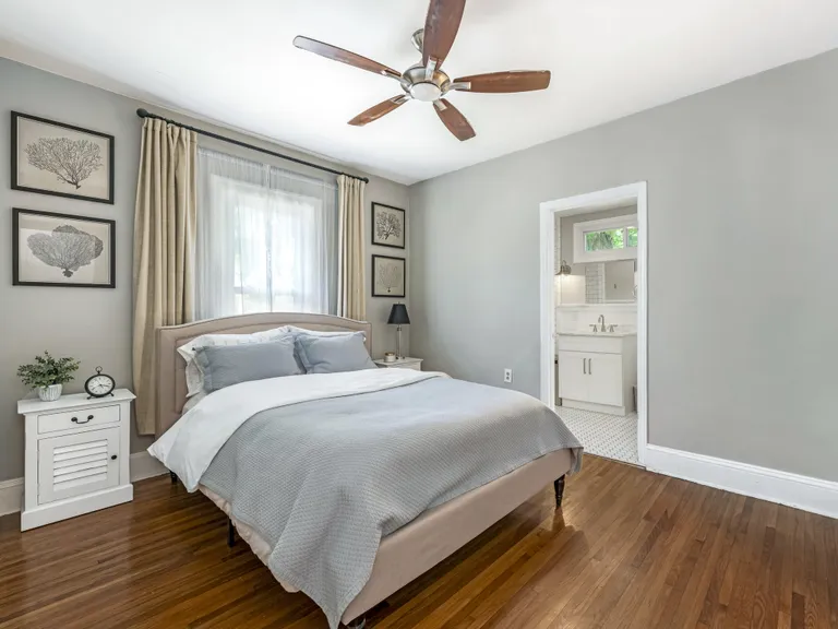 New York City Real Estate | View 2112 Scott Avenue | room 10 | View 11