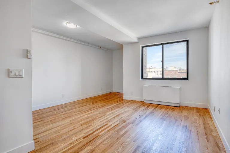 New York City Real Estate | View 80 Park Ave Unit# 4C | room 7 | View 8