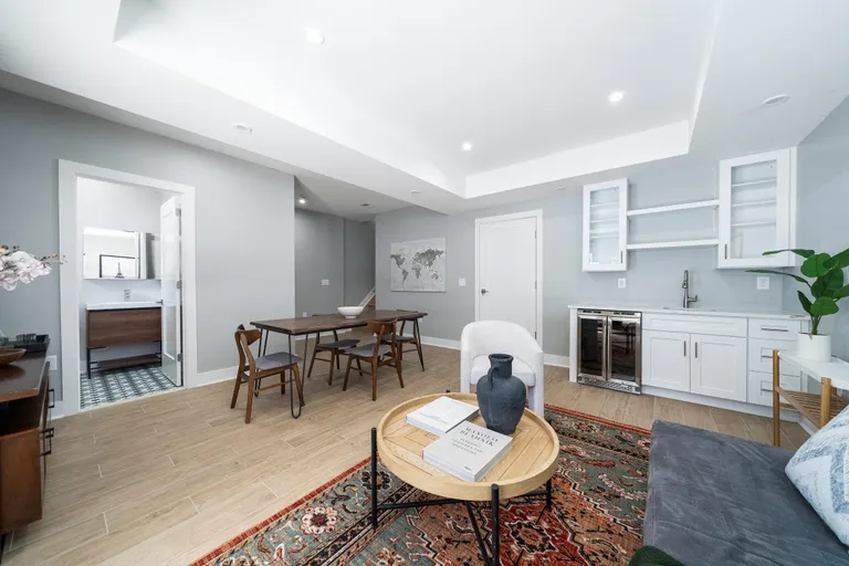 Jersey City/Hoboken Real Estate | View 335 Virginia Ave Unit# 1 | room 21 | View 22