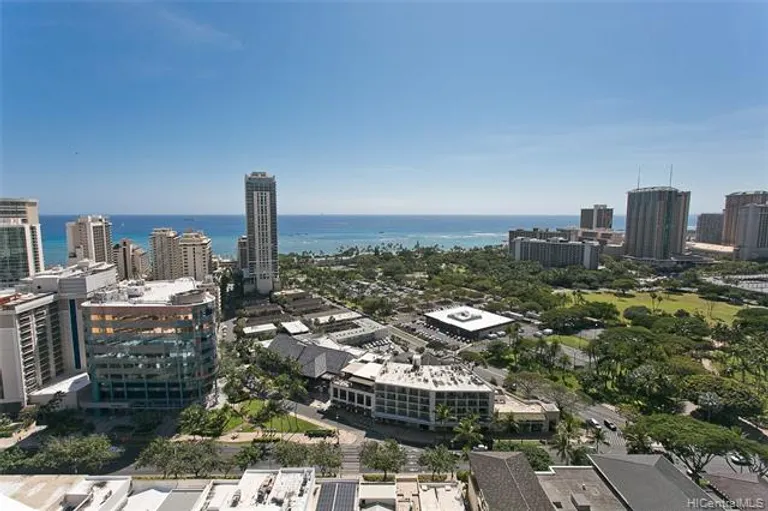 New York City Real Estate | View 2139 Kuhio Avenue, #2805 | room 12 | View 13