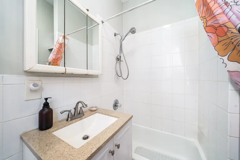 New York City Real Estate | View 350 8th St Unit# 2L | room 12 | View 13