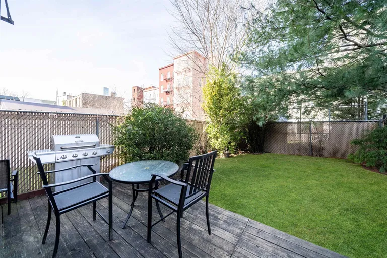 New York City Real Estate | View 350 8th St Unit# 2L | room 14 | View 15