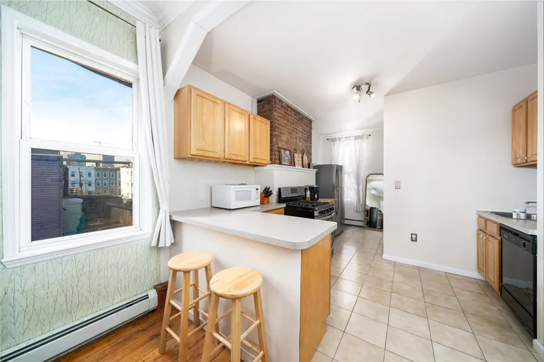 New York City Real Estate | View 350 8th St Unit# 2L | room 8 | View 9
