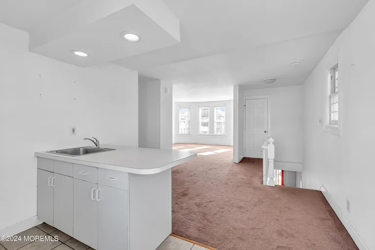 New York City Real Estate | View 128 Oakland Street Unit# B | room 6 | View 7